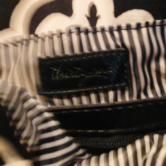 Purse, Crossbody, B & W Paisley - Picture 7 of 14